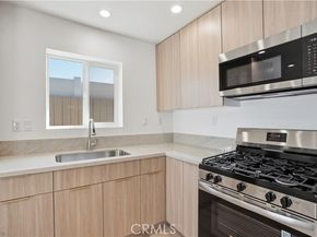 12952 Elkwood, North Hollywood (los Angeles) CA 91605