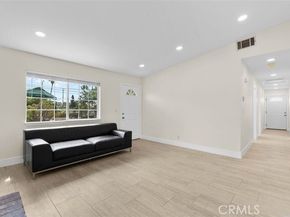 8161 Laurel Canyon, North Hollywood (los Angeles) CA 91605