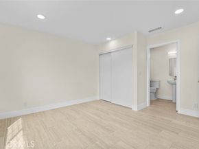 8161 Laurel Canyon, North Hollywood (los Angeles) CA 91605