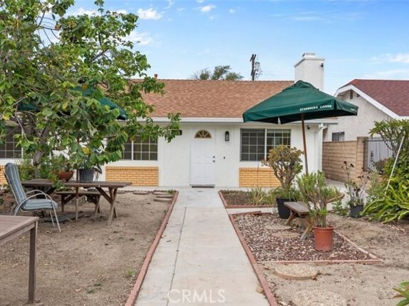 8161 Laurel Canyon, North Hollywood (los Angeles) CA 91605