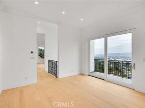 10050 Olivia Ter, Sun Valley (los Angeles) CA 91352