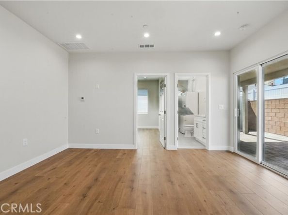 8142 Vantage Avenue, North Hollywood (los Angeles) CA 91605
