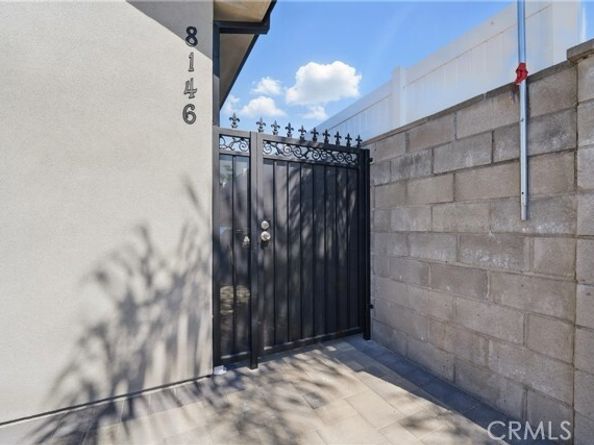 8142 Vantage Avenue, North Hollywood (los Angeles) CA 91605