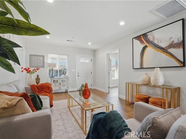 8142 Vantage Avenue, North Hollywood (los Angeles) CA 91605