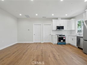 8142 Vantage Avenue, North Hollywood (los Angeles) CA 91605