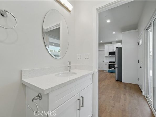 8142 Vantage Avenue, North Hollywood (los Angeles) CA 91605
