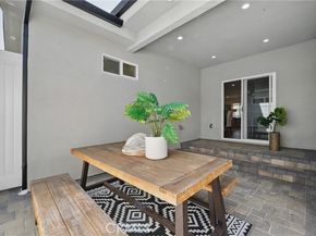 8142 Vantage Avenue, North Hollywood (los Angeles) CA 91605