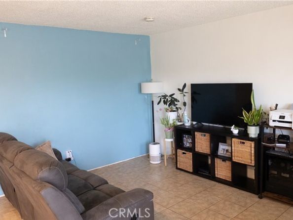 3325 Santa Fe Avenue 110, Long Beach CA 90810