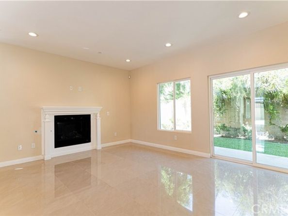 9246 Cedros Avenue 4, Panorama City (los Angeles) CA 91402