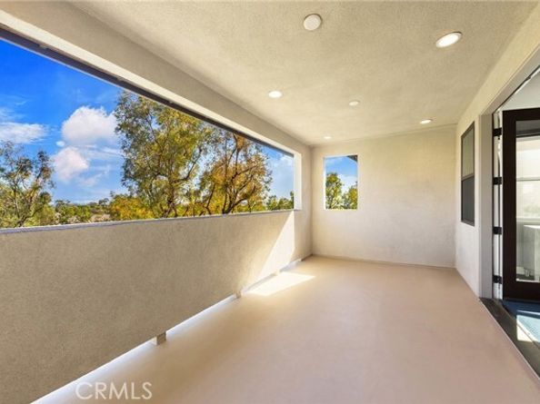 27 Alessio, Lake Forest (el Toro) CA 92630