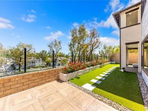 27 Alessio, Lake Forest (el Toro) CA 92630