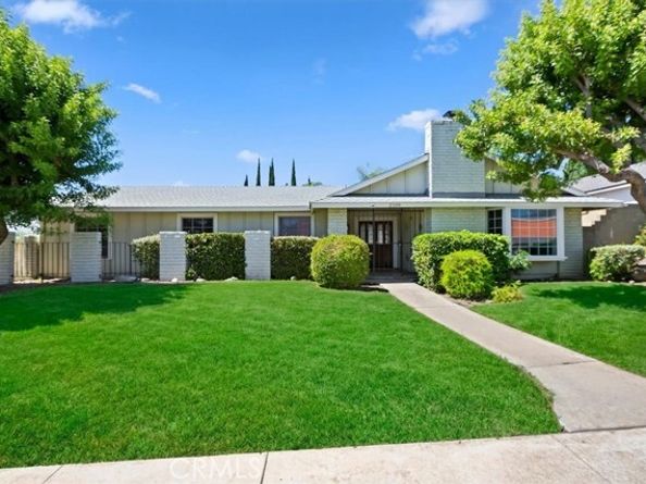 2109 N San Antonio, Upland CA 91784