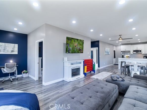 66 W Peoria St, Pasadena CA 91103