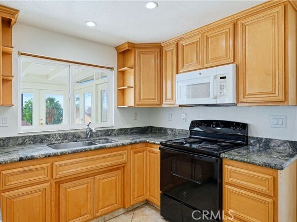 8631 Surrey Lane, Alta Loma (rancho Cucamonga) CA 91701