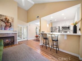 22421 Sherman Way 10, West Hills (los Angeles) CA 91307