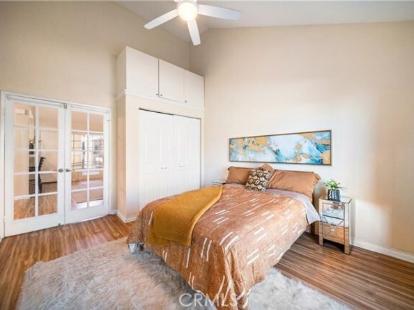 22421 Sherman Way 10, West Hills (los Angeles) CA 91307