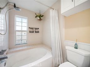 22421 Sherman Way 10, West Hills (los Angeles) CA 91307