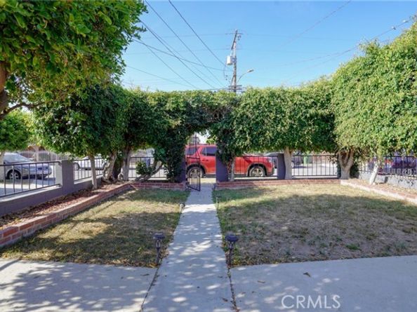 4134 W 107th, Inglewood CA 90304