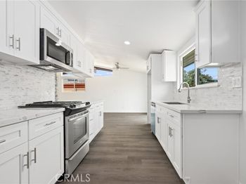 930 S Emerald Street