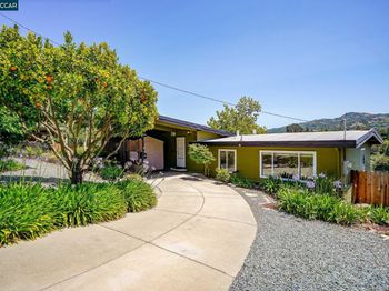 2835 Stephen Dr
