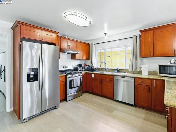 2506 Highland Ave, Oakland CA 94606