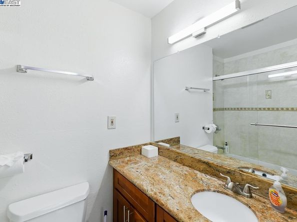 2506 Highland Ave, Oakland CA 94606