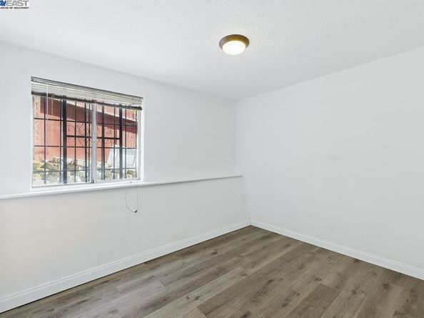 2506 Highland Ave, Oakland CA 94606