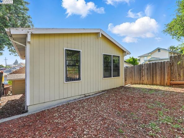 2506 Highland Ave, Oakland CA 94606