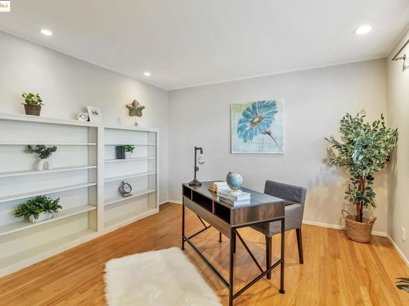 62 Warfield Dr, Moraga CA 94556