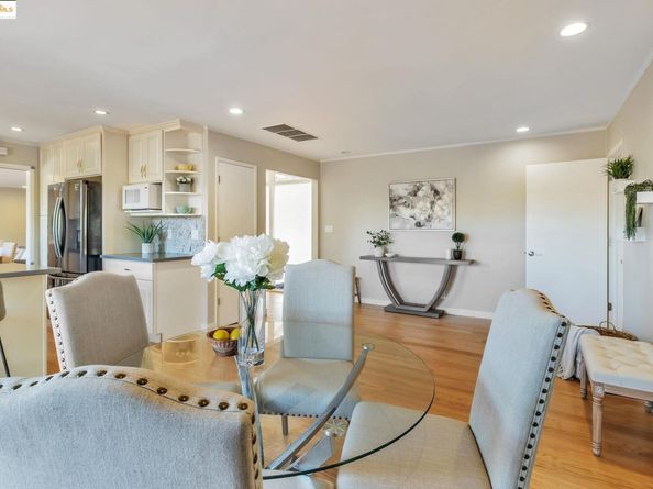 62 Warfield Dr, Moraga CA 94556