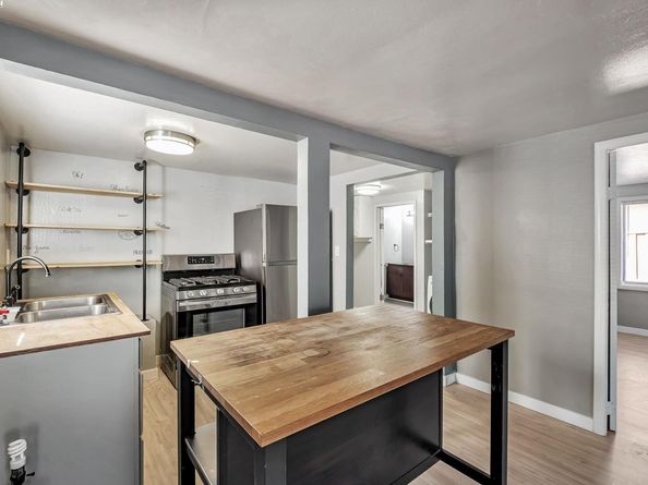 118 Sycamore St, Fremont CA 94536