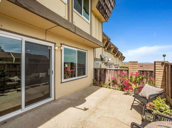 2751 Duhallow Way, South San Francisco CA 94080