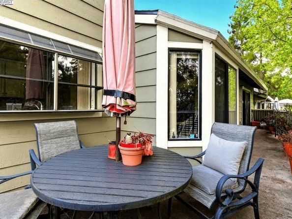 2437 Sebastopol Ln 4, Hayward CA 94542