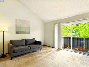 2437 Sebastopol Ln 4, Hayward CA 94542