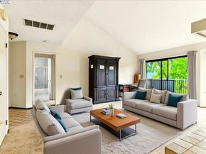 2437 Sebastopol Ln 4, Hayward CA 94542