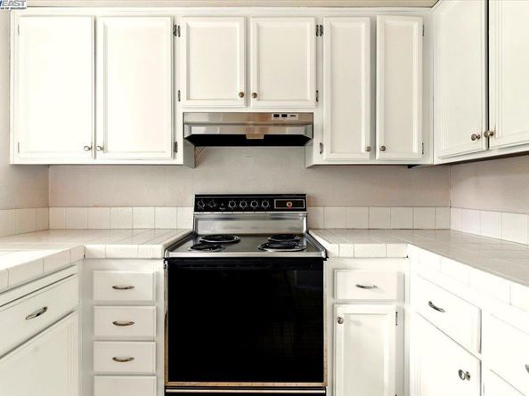2437 Sebastopol Ln 4, Hayward CA 94542