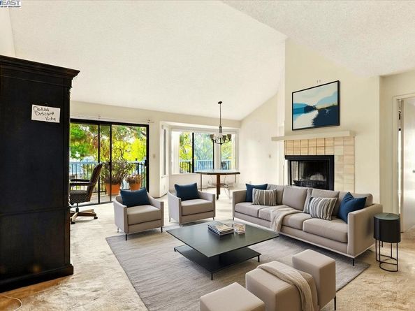 2437 Sebastopol Ln 4, Hayward CA 94542