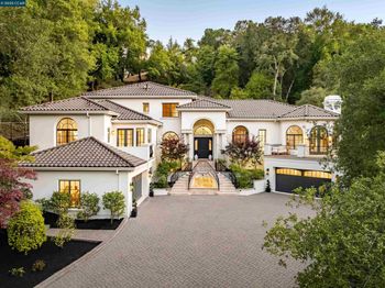 147 Camellia Ln