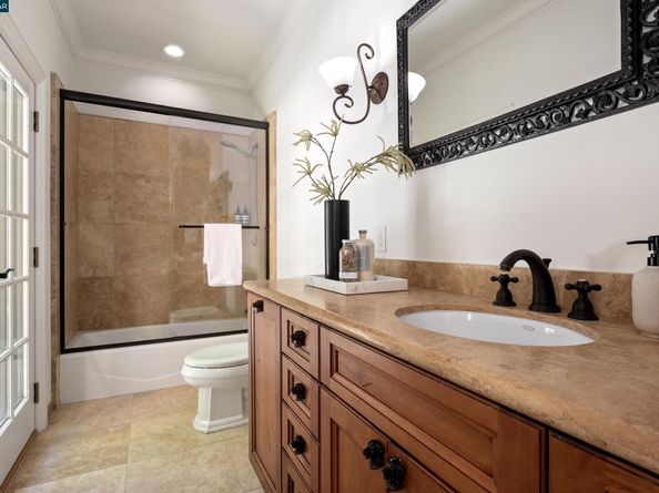 147 Camellia Ln, Lafayette CA 94549