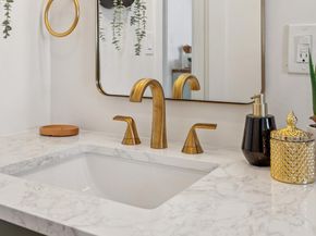4712 Tompkins Avenue, Oakland CA 94619