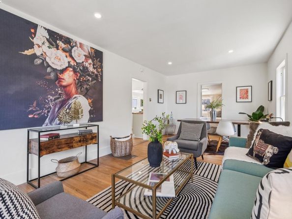 4712 Tompkins Avenue, Oakland CA 94619