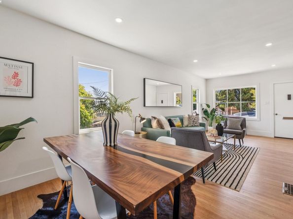 4712 Tompkins Avenue, Oakland CA 94619