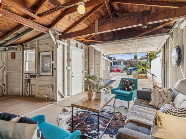 4712 Tompkins Avenue, Oakland CA 94619