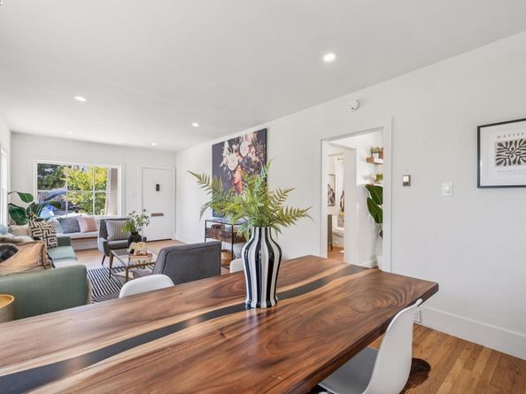 4712 Tompkins Avenue, Oakland CA 94619