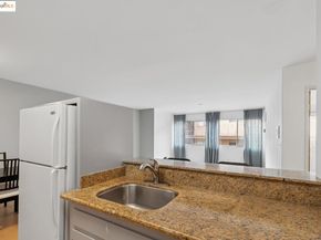 360 Vernon ST APT 205, Oakland CA 94610