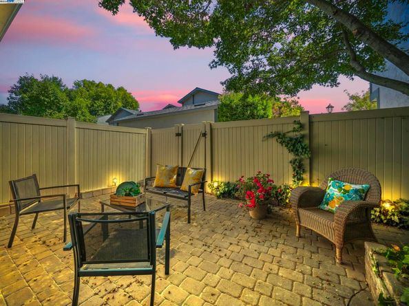 727 Sandpiper Cmn, Livermore CA 94551
