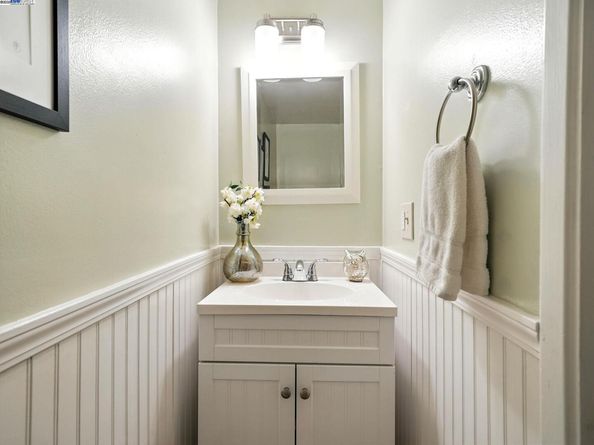 727 Sandpiper Cmn, Livermore CA 94551