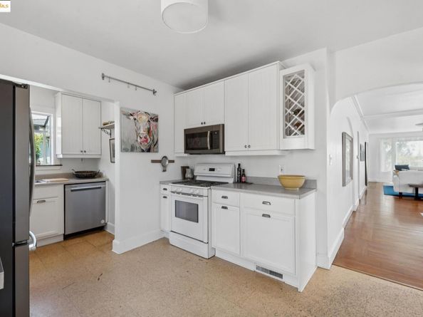 2721 Best Ave., Oakland CA 94619