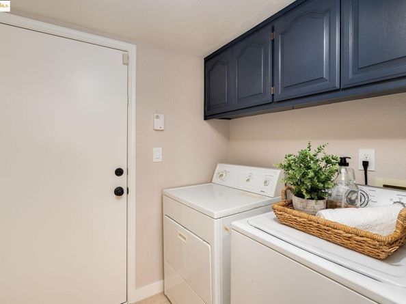 2708 Carmen Ct, Pinole CA 94564