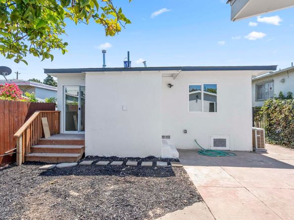 5542 Harvey Ave, Oakland CA 94621
